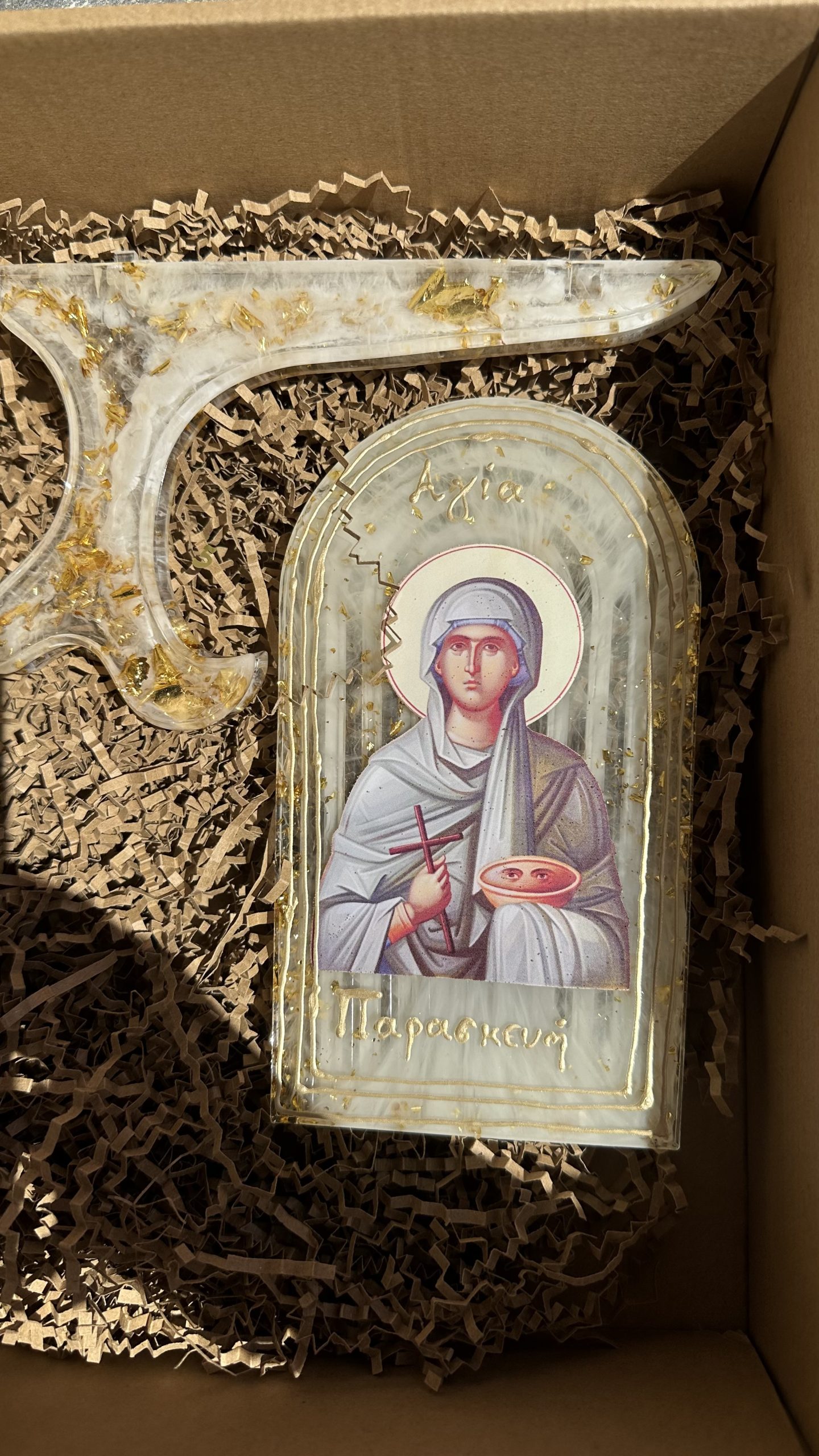 Χειροποίητη εικόνα Αγίας Παρασκευής από υγρό γυαλί