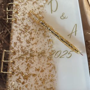 Χειροποίητο προσωποποιημένο ευχολόγιο γάμου από υγρό γυαλί