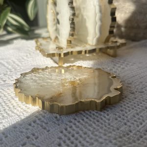 Χειροποίητα διακοσμητικά σουβέρ από υγρό γυαλί